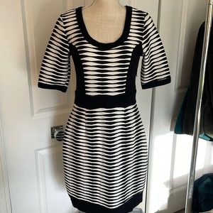 Black and white TTS Karen Kane dress